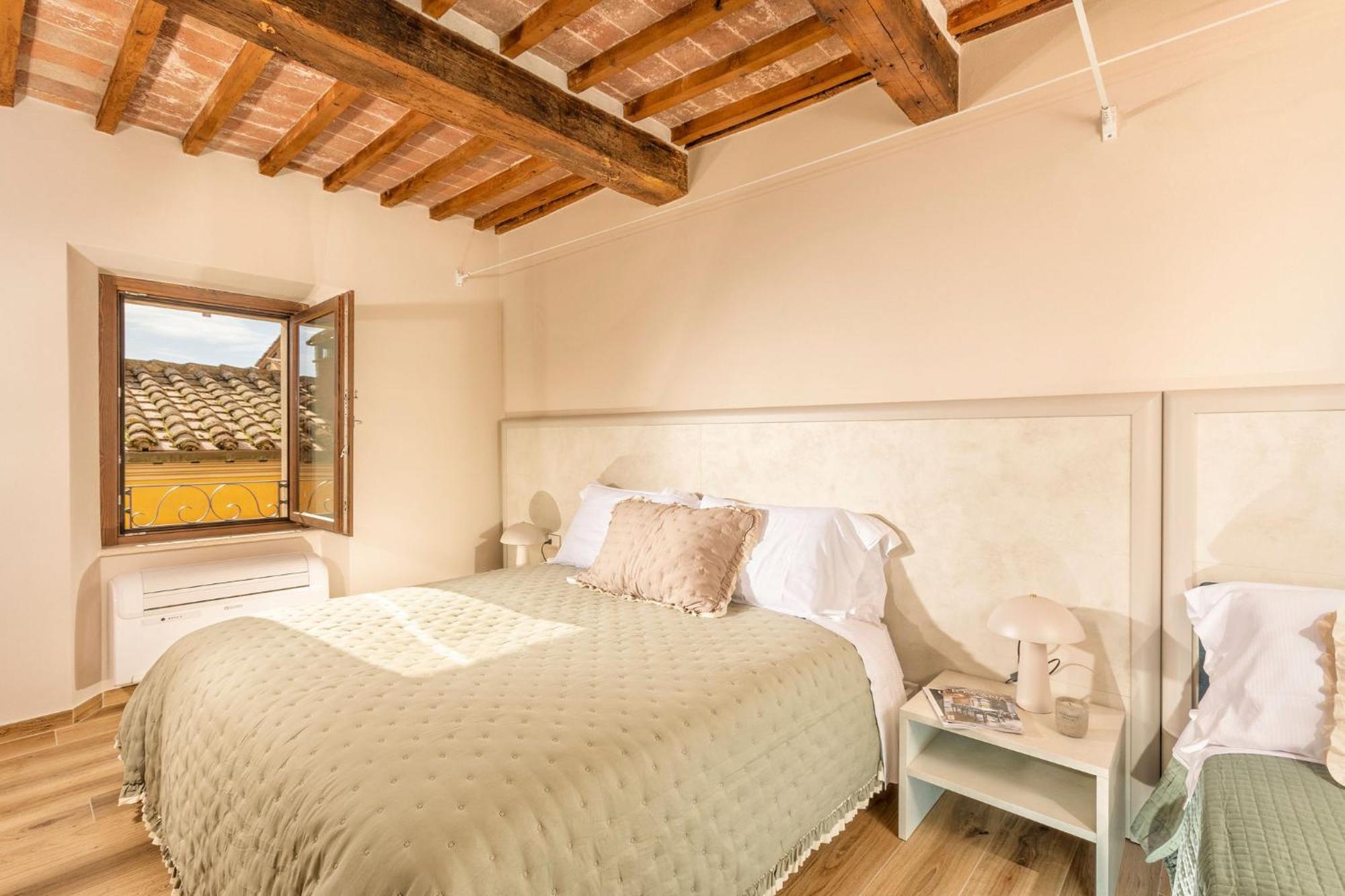Palazzo Falcinelli Luxury Room In Montepulciano Center With Air Conditioning And Elevator Extérieur photo