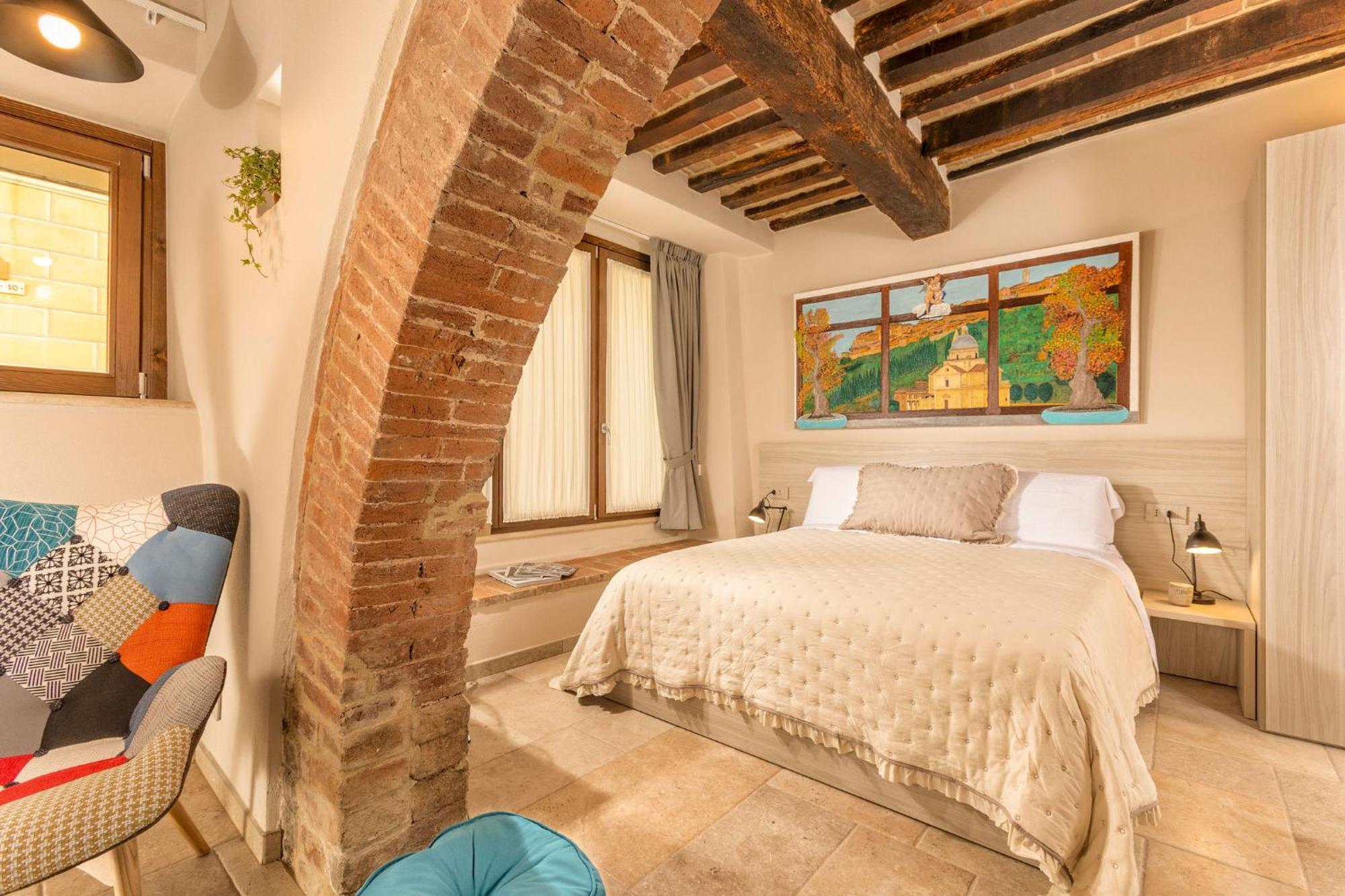Palazzo Falcinelli Luxury Room In Montepulciano Center With Air Conditioning And Elevator Extérieur photo